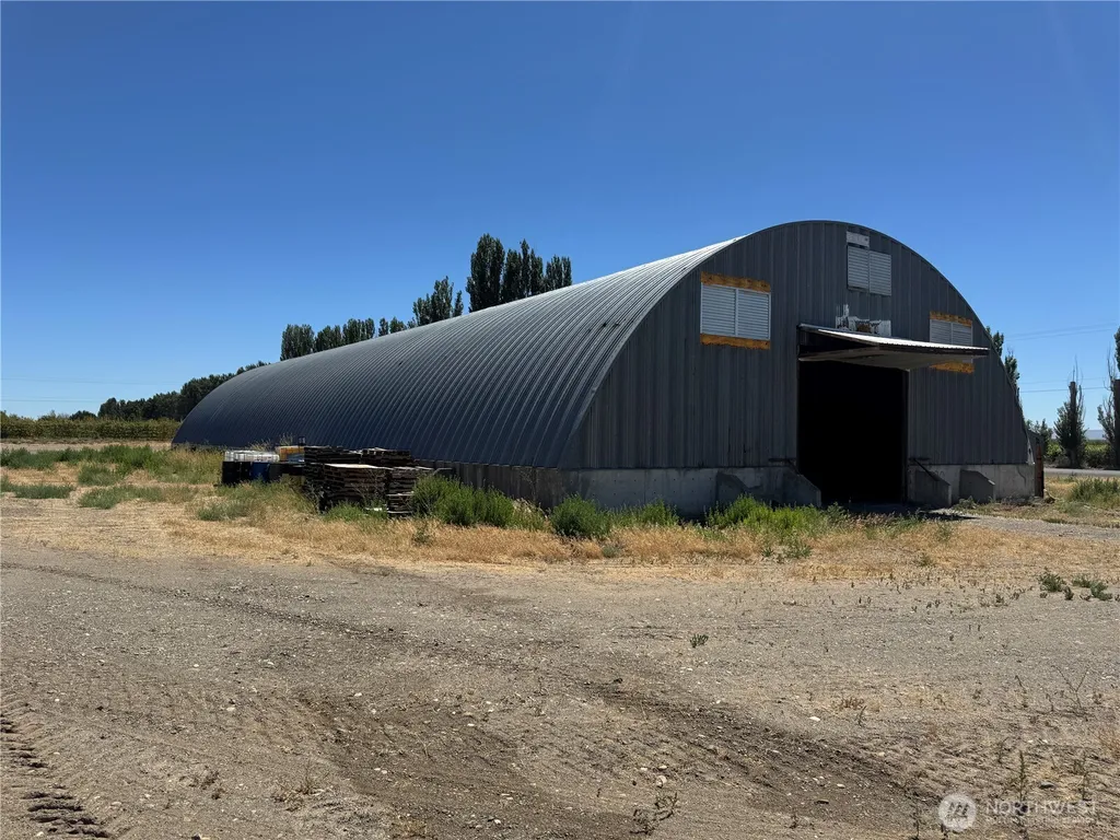 15602 SW Road 26 Mattawa WA 99349