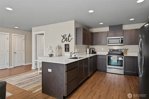 1133 S New Oak Lane East Wenatchee WA 98802