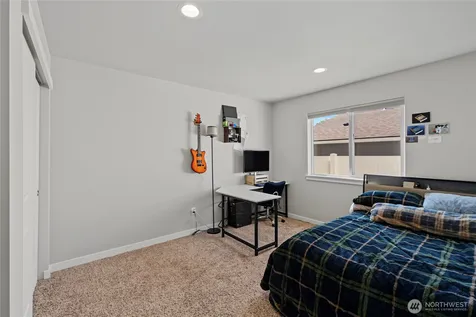 1133 S New Oak Lane East Wenatchee WA 98802