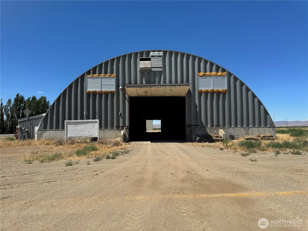 15602 SW Road 26 Mattawa WA 99349