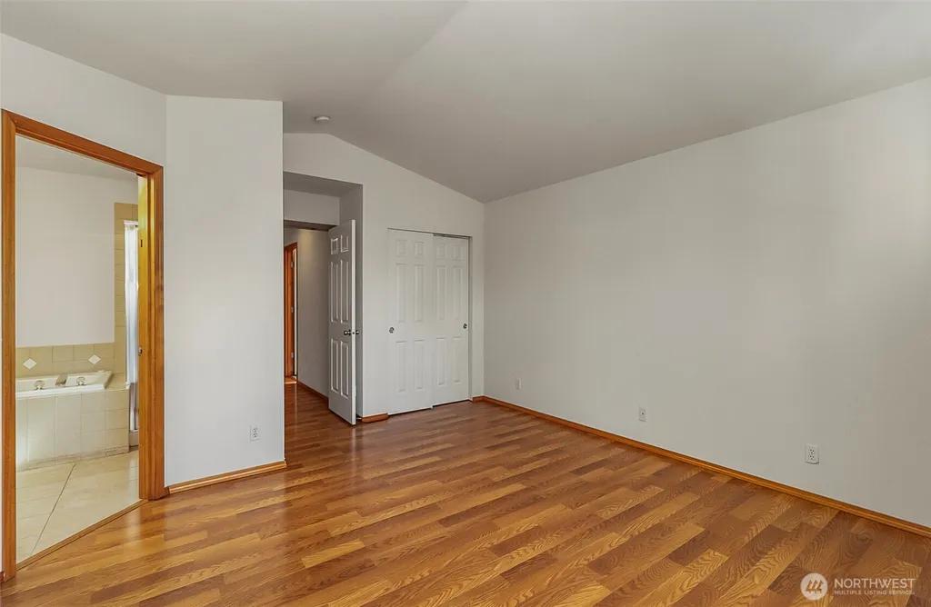 25 166th Place SE Mill Creek WA 98012