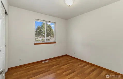 25 166th Place SE Mill Creek WA 98012