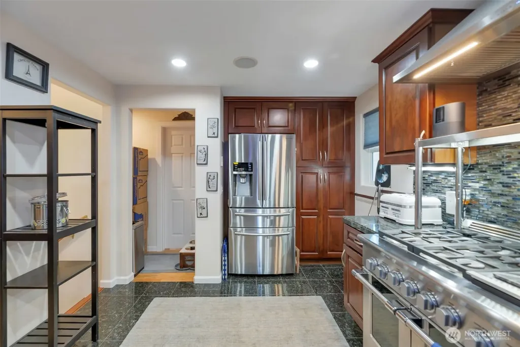 12200 85th Avenue S Seattle WA 98178