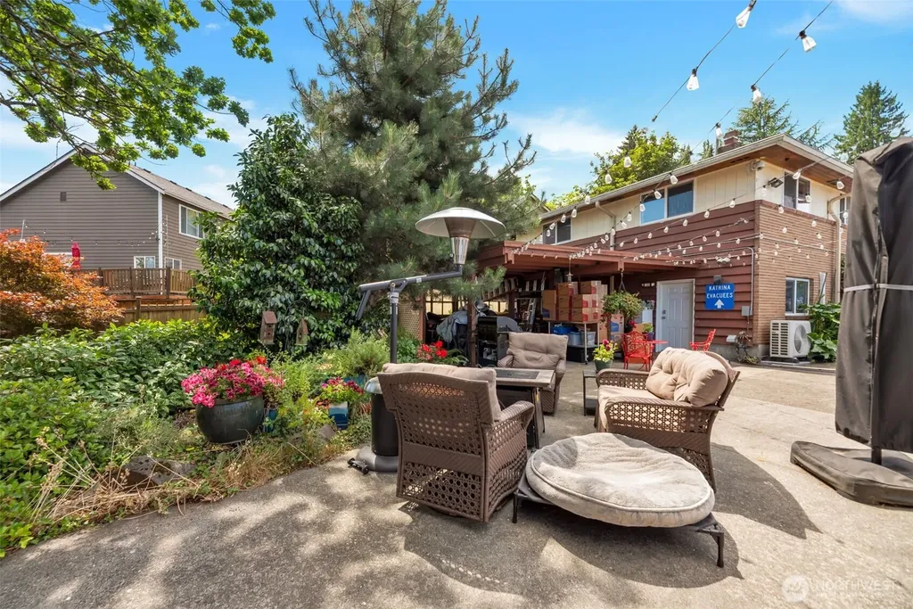 12200 85th Avenue S Seattle WA 98178