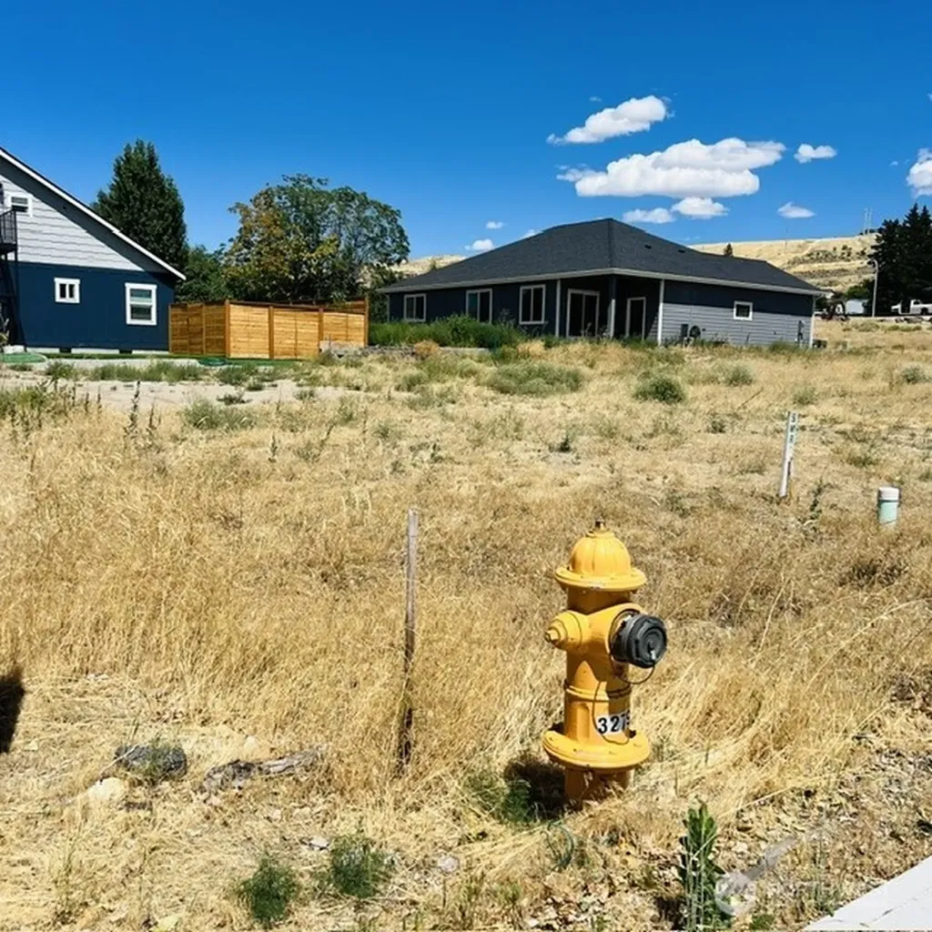 3217 NW Cascade Ave Lot 29 East Wenatchee WA 98802