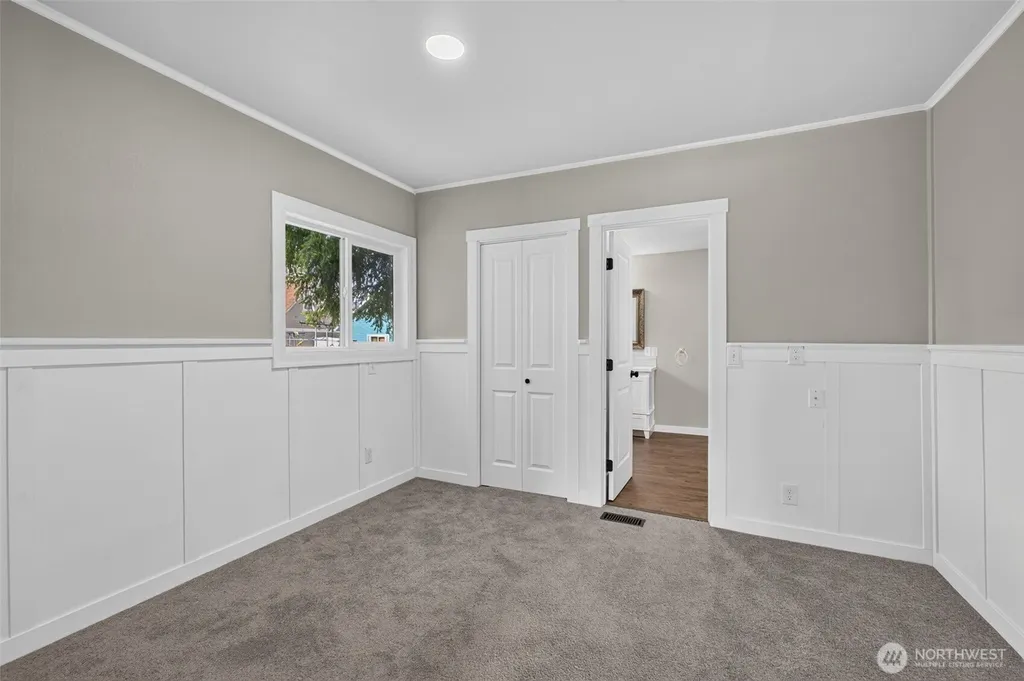 902 Fidalgo Street Sedro Woolley WA 98284
