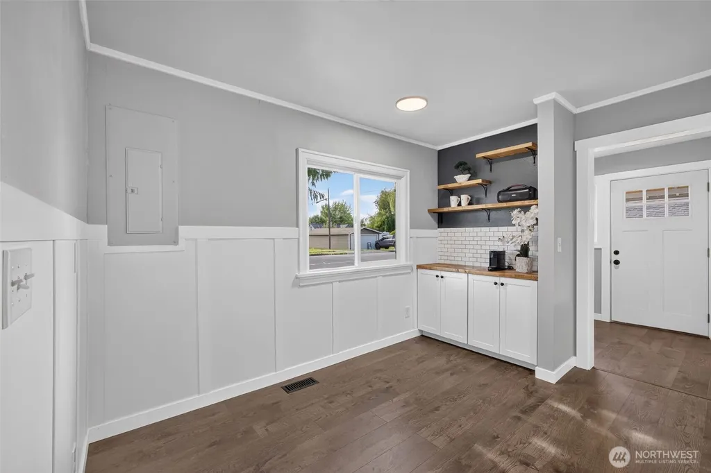 902 Fidalgo Street Sedro Woolley WA 98284