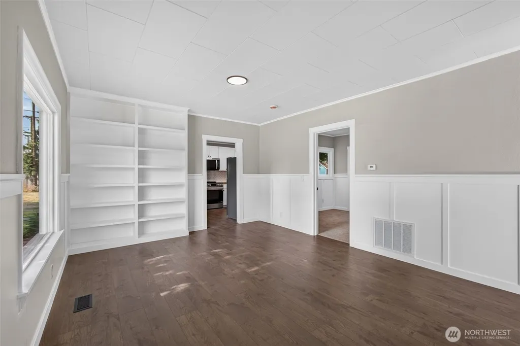 902 Fidalgo Street Sedro Woolley WA 98284