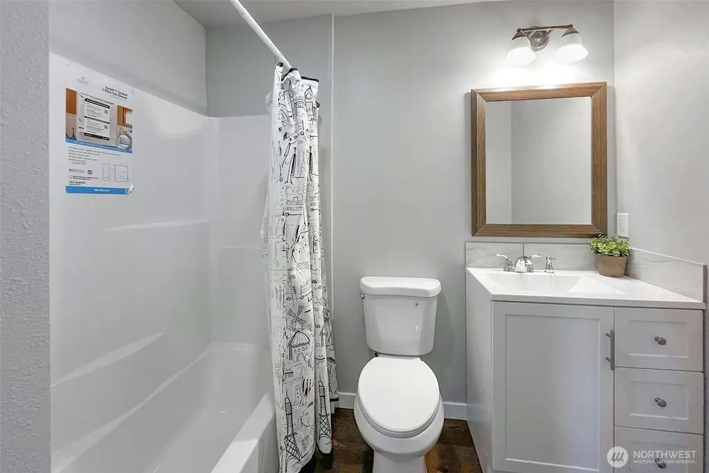 902 Fidalgo Street Sedro Woolley WA 98284