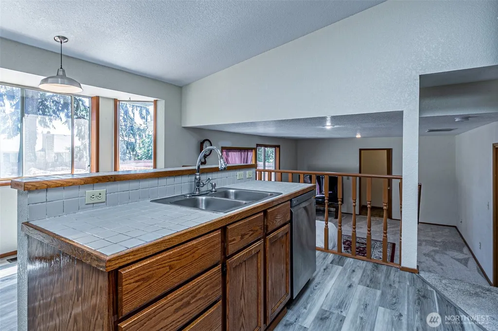 6305 75th Avenue Ct W University Place WA 98467