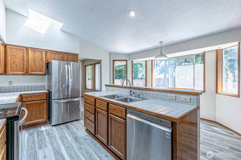 6305 75th Avenue Ct W University Place WA 98467