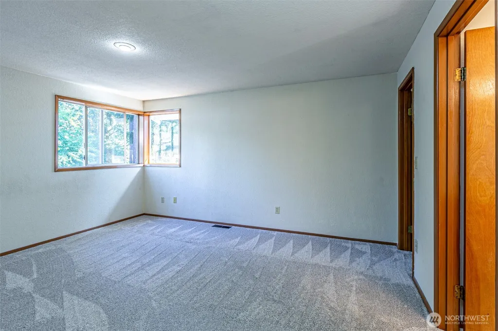 6305 75th Avenue Ct W University Place WA 98467
