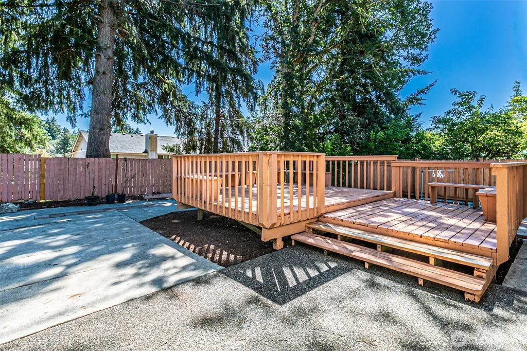 6305 75th Avenue Ct W University Place WA 98467