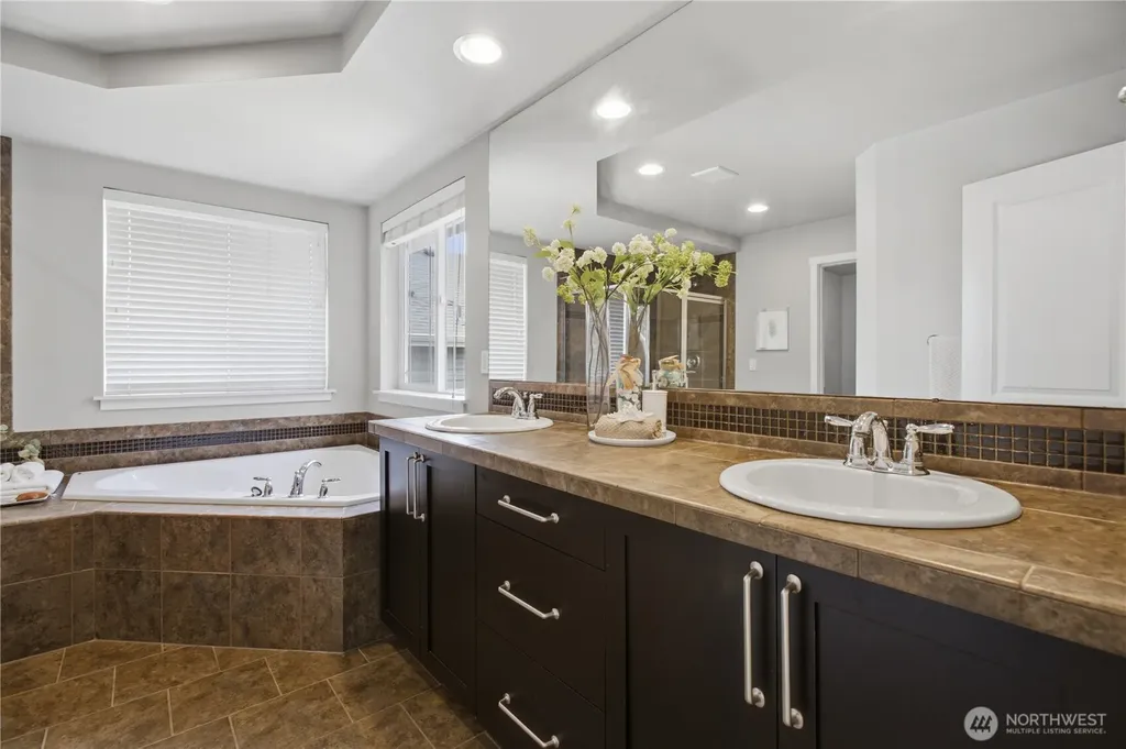 20814 2nd Avenue W Lynnwood WA 98036