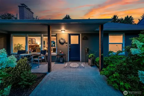 8623 30th Avenue NE Seattle WA 98115