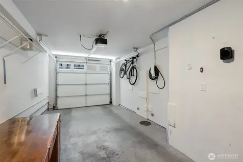 935 N 97th Street Seattle WA 98103