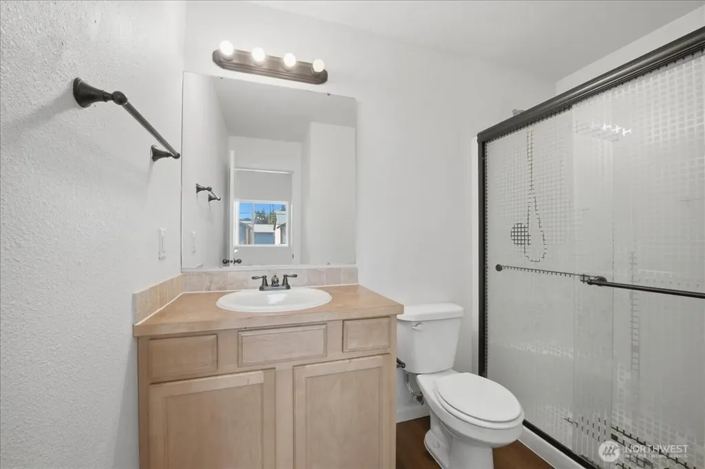 2414 165th Street E Tacoma WA 98445