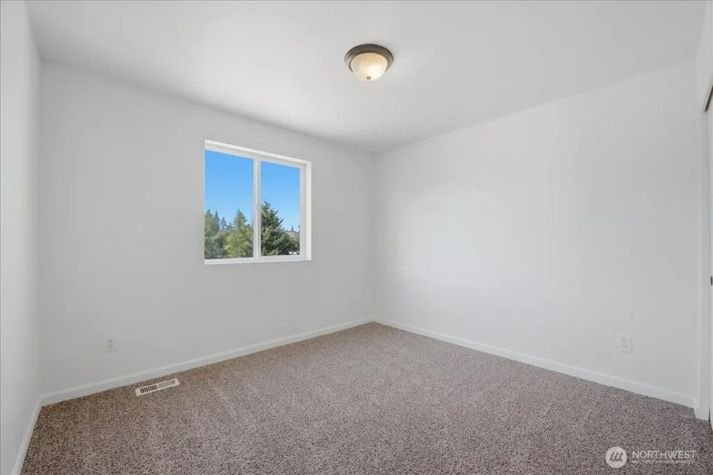 2414 165th Street E Tacoma WA 98445