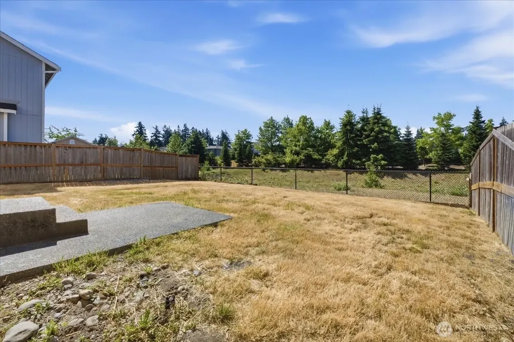 2414 165th Street E Tacoma WA 98445