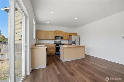 2414 165th Street E Tacoma WA 98445