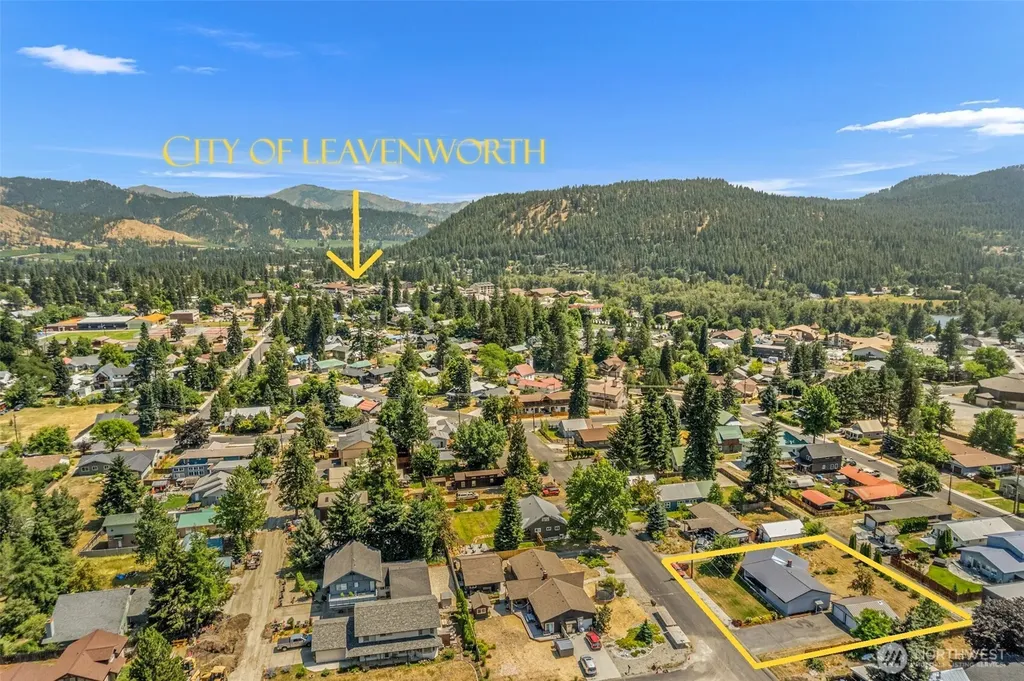 137 W Center Street Leavenworth WA 98826