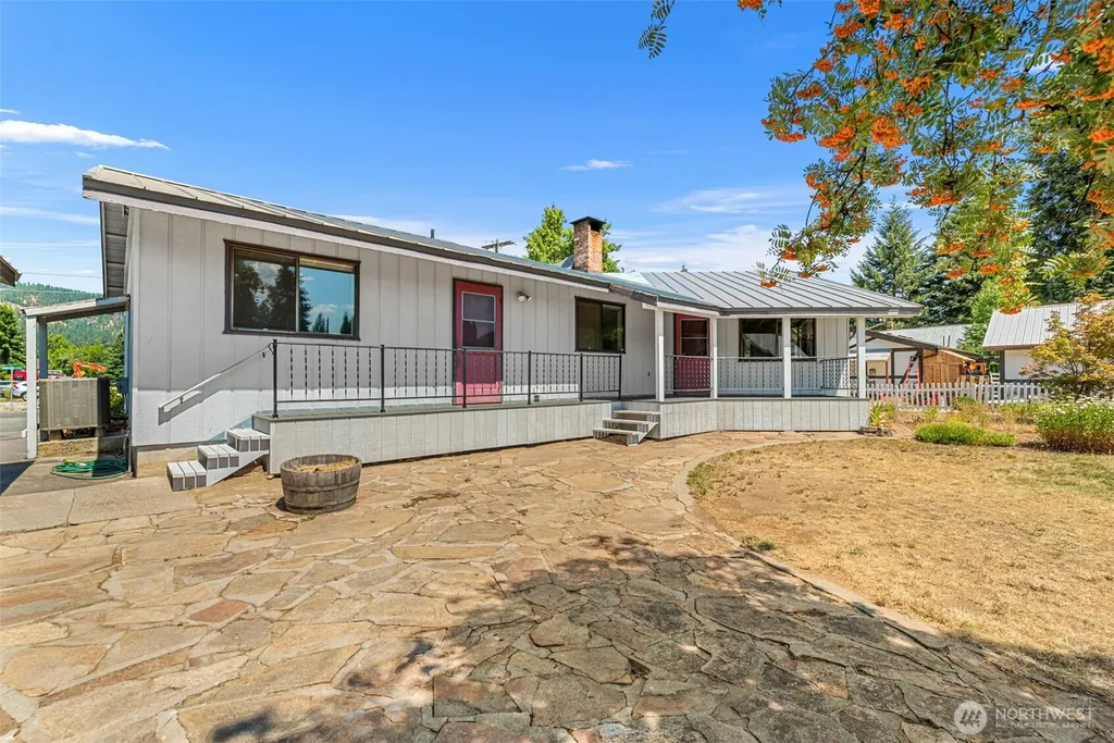 137 W Center Street Leavenworth WA 98826