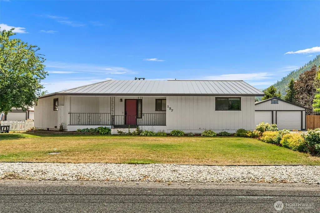137 W Center Street Leavenworth WA 98826