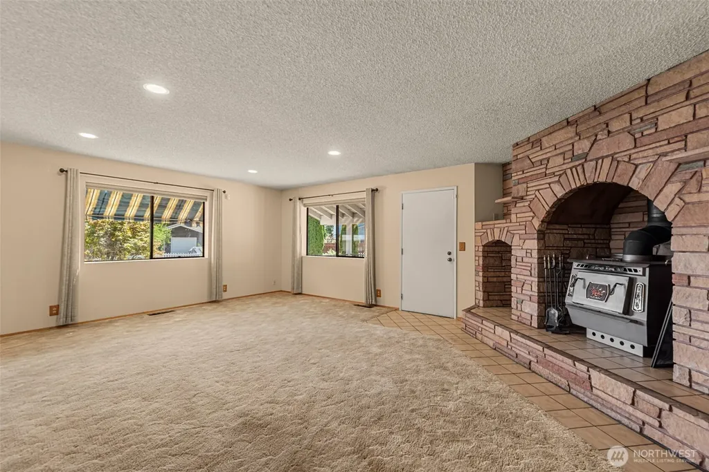 137 W Center Street Leavenworth WA 98826
