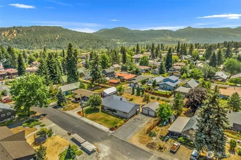 137 W Center Street Leavenworth WA 98826