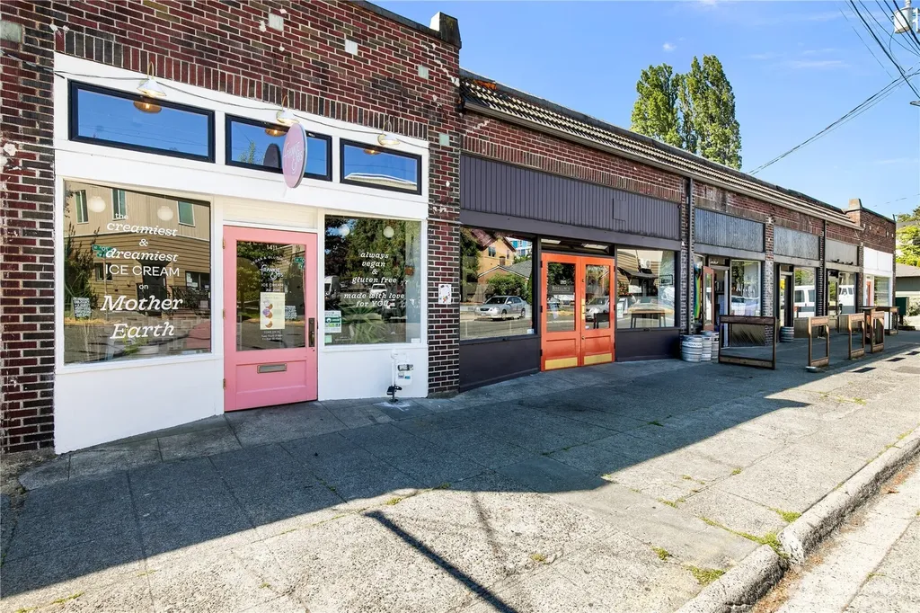 6729 14th Avenue NW Seattle WA 98117
