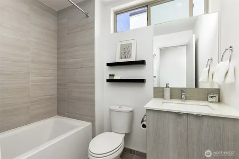 6729 14th Avenue NW Seattle WA 98117