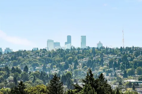 6729 14th Avenue NW Seattle WA 98117