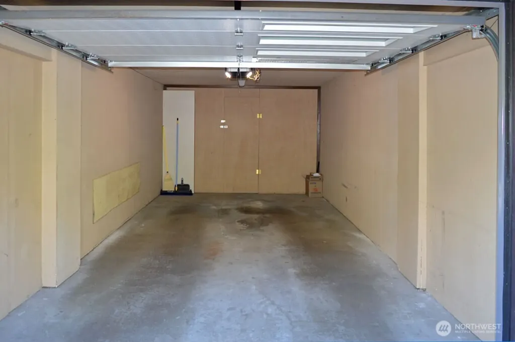 11300 1st Avenue NE Seattle WA 98125