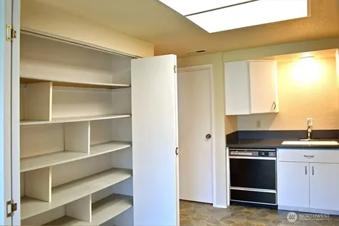 11300 1st Avenue NE Seattle WA 98125