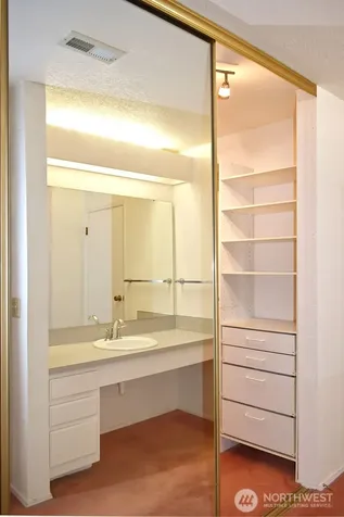 11300 1st Avenue NE Seattle WA 98125