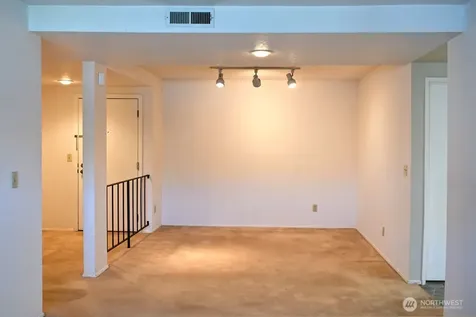 11300 1st Avenue NE Seattle WA 98125