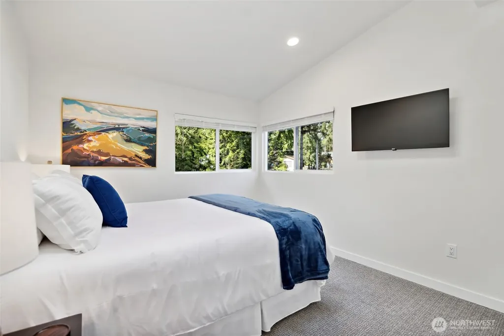 4714 69th Street NW Gig Harbor WA 98335