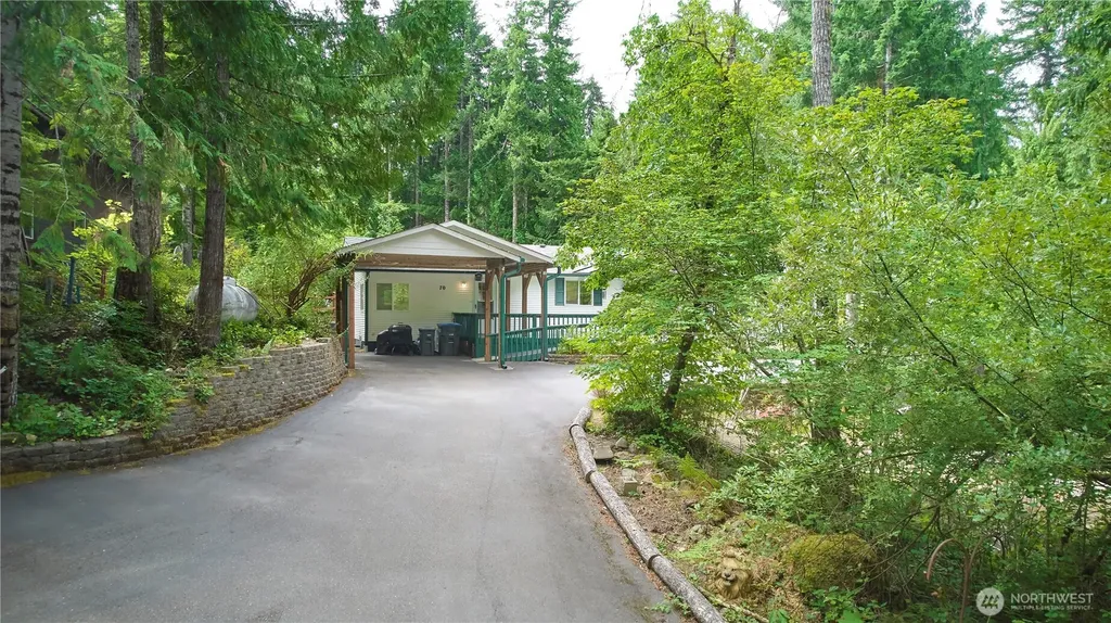 70 N Dow Mountain Drive Hoodsport WA 98548