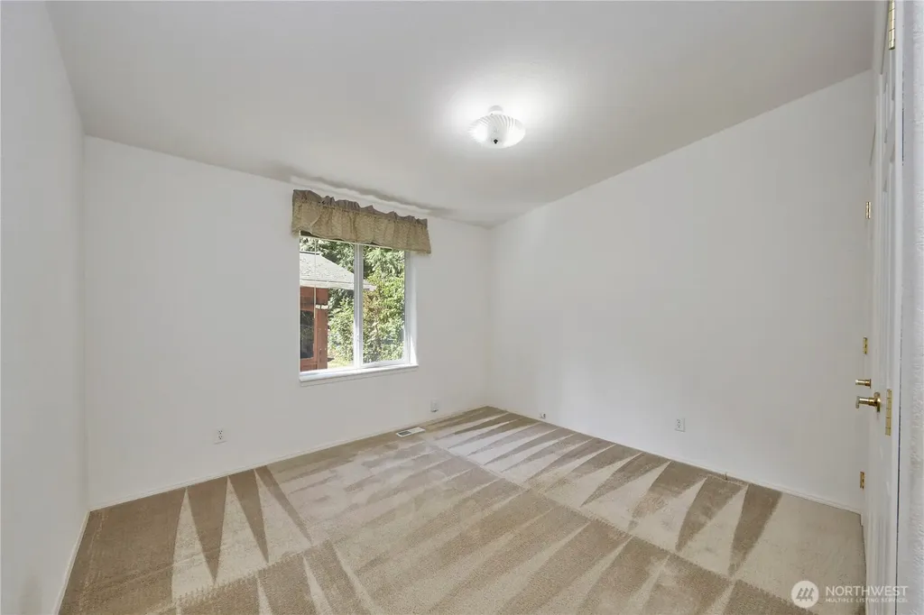 70 N Dow Mountain Drive Hoodsport WA 98548
