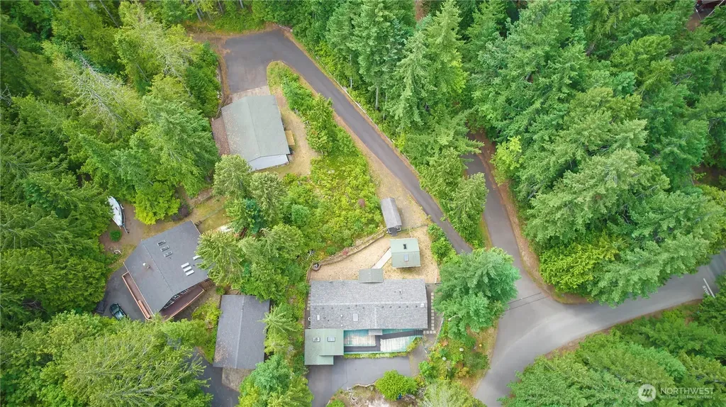 70 N Dow Mountain Drive Hoodsport WA 98548