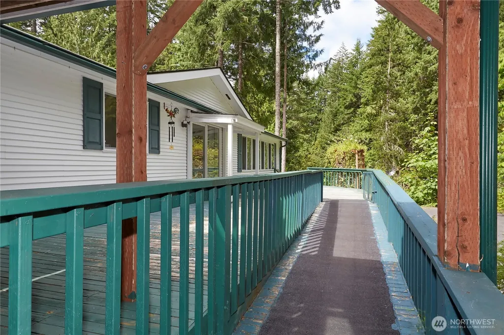 70 N Dow Mountain Drive Hoodsport WA 98548