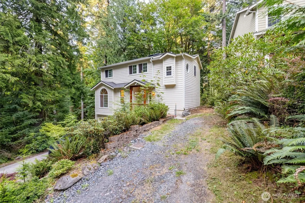 35 Green Hill Road Bellingham WA 98229