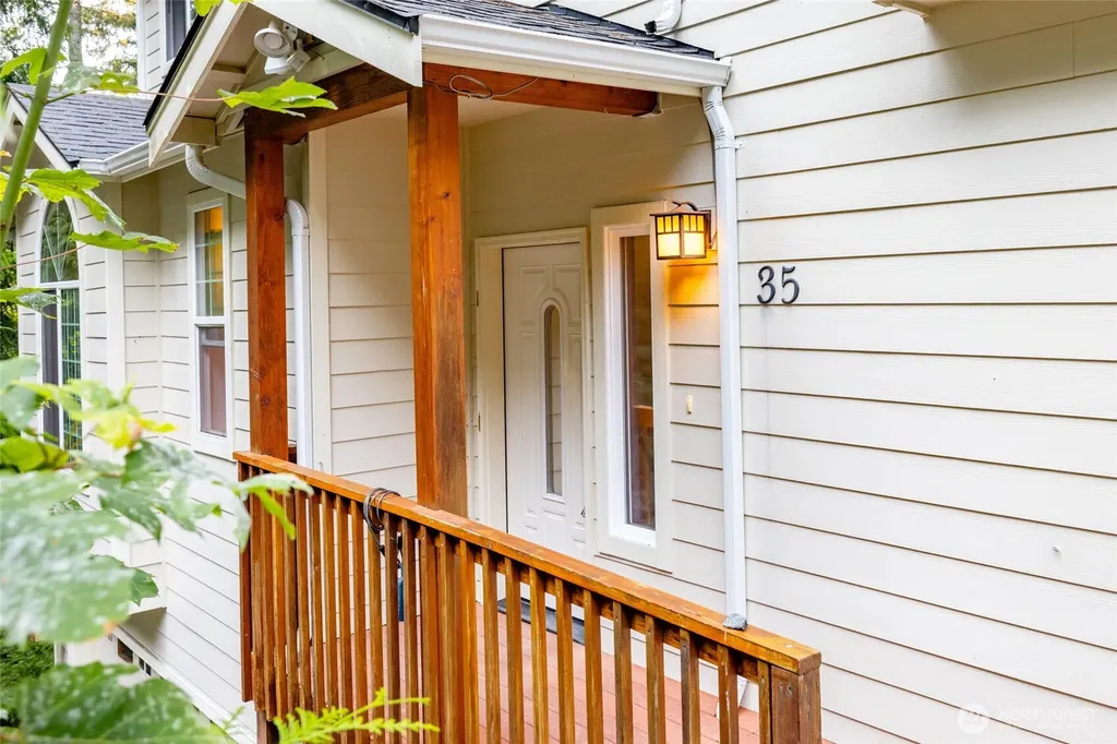 35 Green Hill Road Bellingham WA 98229