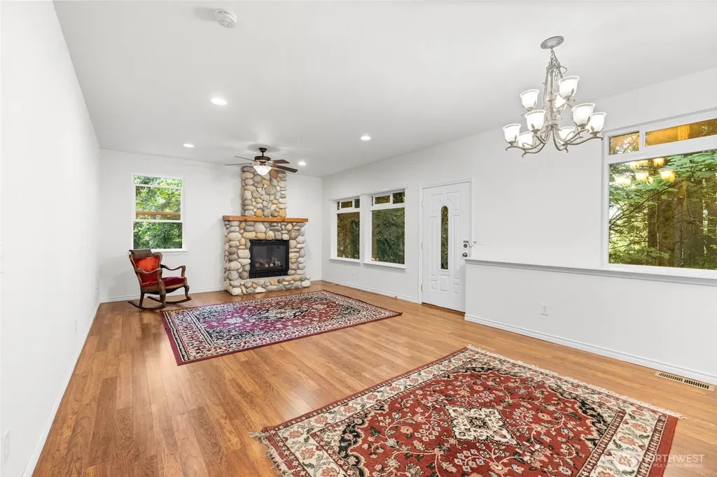 35 Green Hill Road Bellingham WA 98229