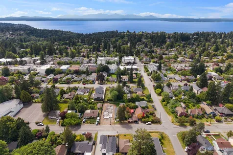 11746 Dayton Avenue N Seattle WA 98133