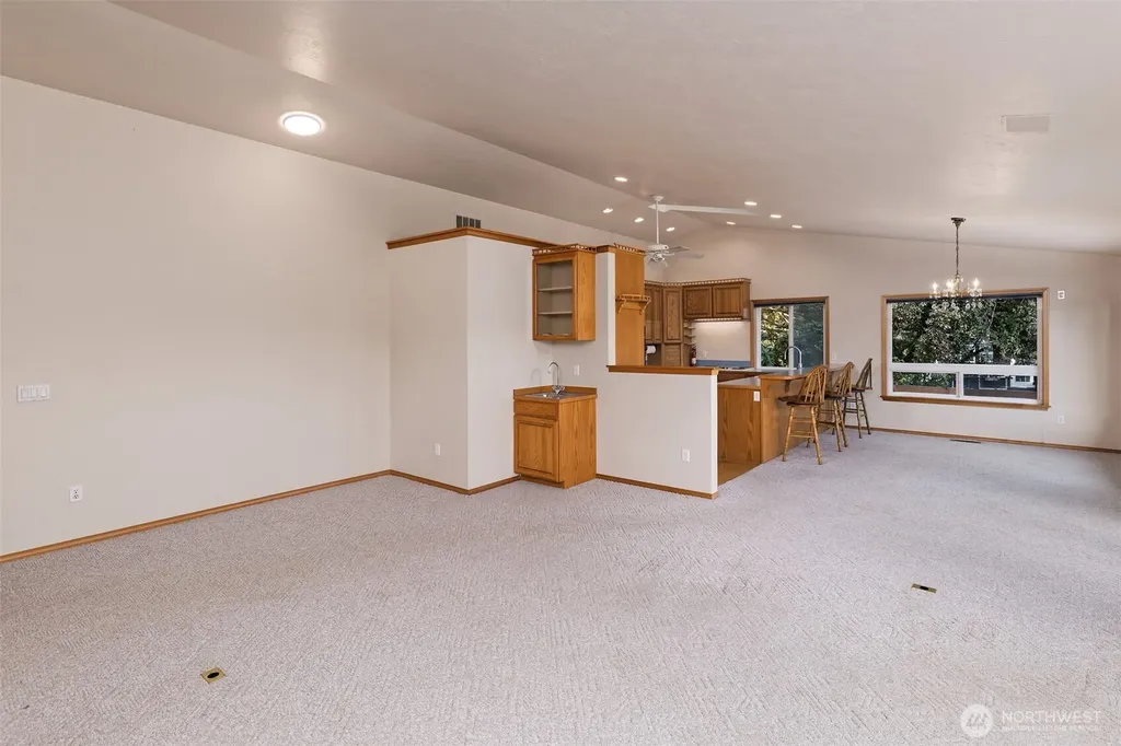 220 SE Sells Drive Shelton WA 98584