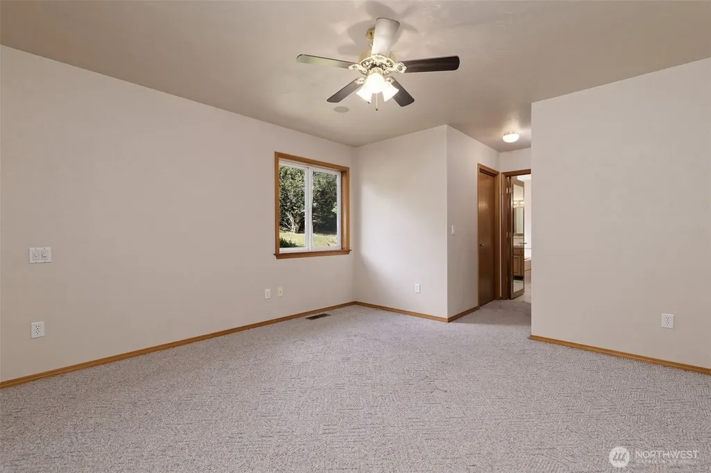 220 SE Sells Drive Shelton WA 98584