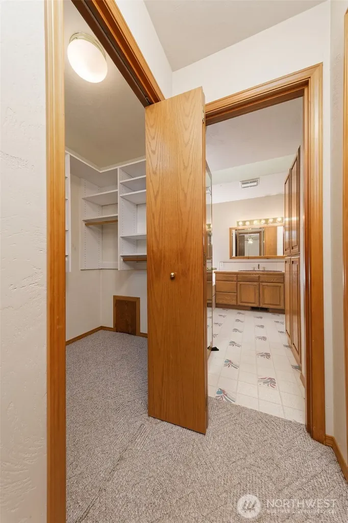 220 SE Sells Drive Shelton WA 98584