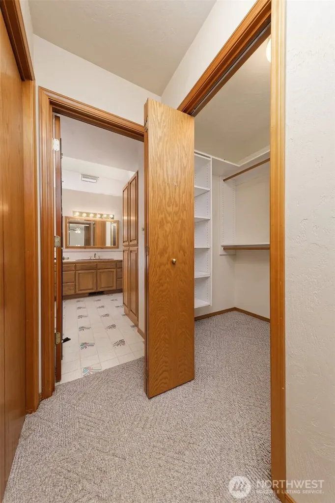220 SE Sells Drive Shelton WA 98584