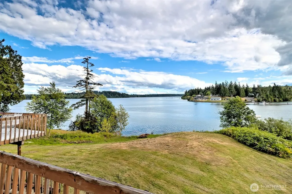 220 SE Sells Drive Shelton WA 98584